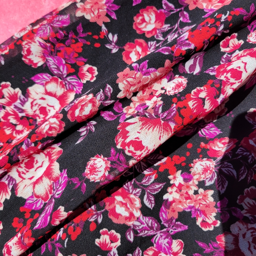 Floral maternity dress NWT